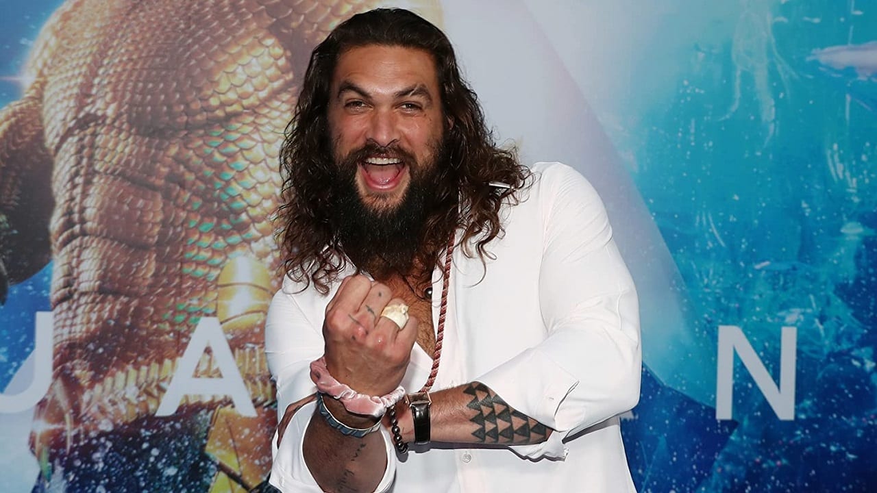 Jason Momoa Will be Frosty the Snowman