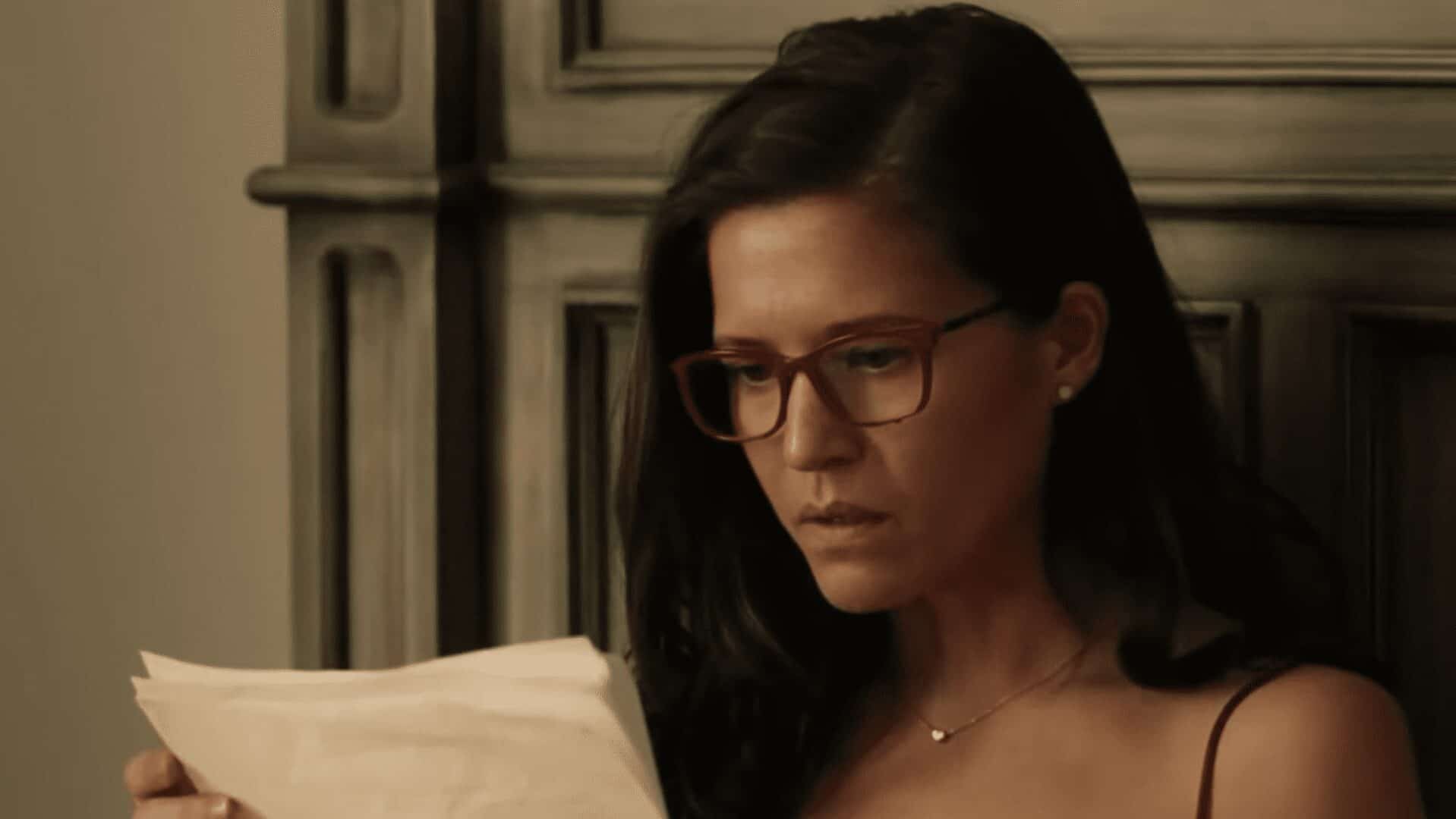 Stephanie the Spy - The Walking Dead.